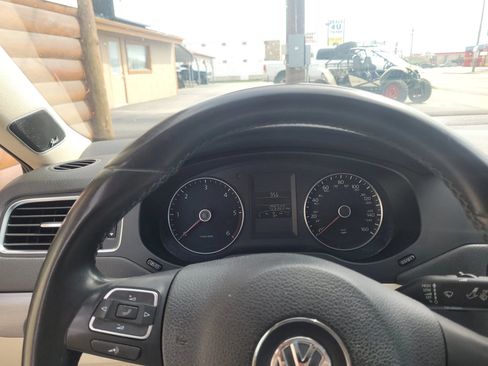 Used 2013 Volkswagen Jetta TDI FWD image 7