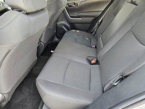 Used 2024 Toyota RAV4 LE AWD/4WD image 19