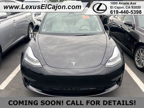 Used 2023 Tesla Model 3 Standard Range image 3