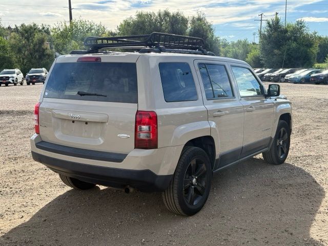 Used 2017 Jeep Patriot Latitude AWD/4WD image 6