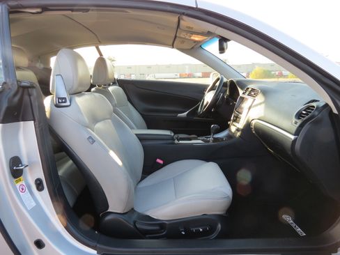 Used 2012 Lexus IS 250C image 42