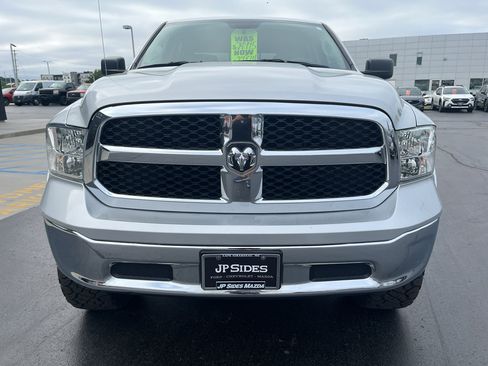 Used 2019 RAM 1500 Classic SLT AWD/4WD image 42