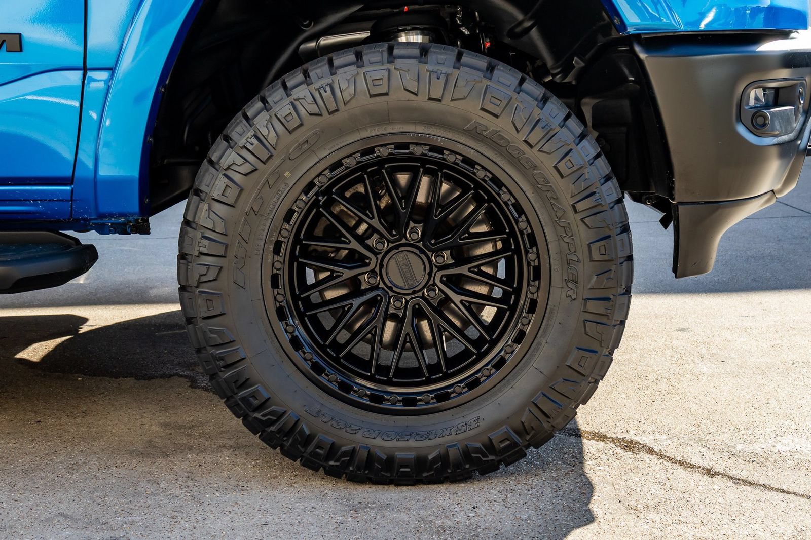 Used 2023 RAM 1500 Big Horn AWD/4WD image 12