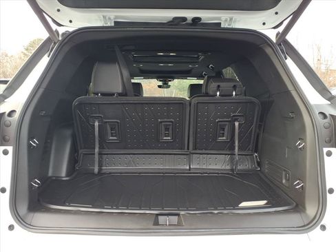 Certified 2023 Chevrolet Traverse Premier w/ LPO, Floor Liner Package image 8