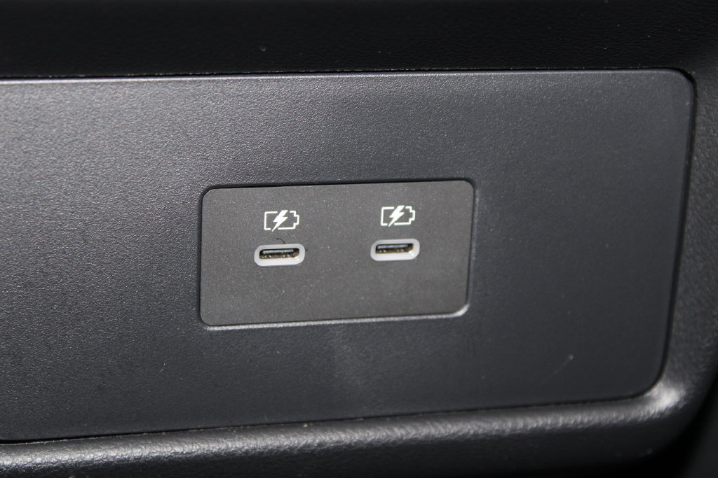 Used 2026 Nissan Rogue SV w/ Cold Weather Package FWD image 59
