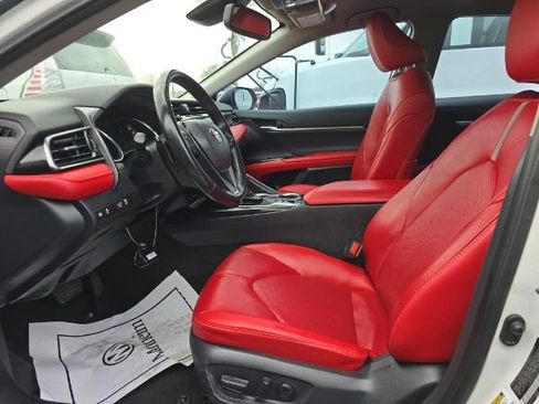 Used 2020 Toyota Camry XSE w/ Carpet Mat Package image 5