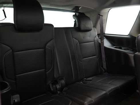 Used 2016 GMC Yukon SLT w/ Open Road Package AWD/4WD image 13