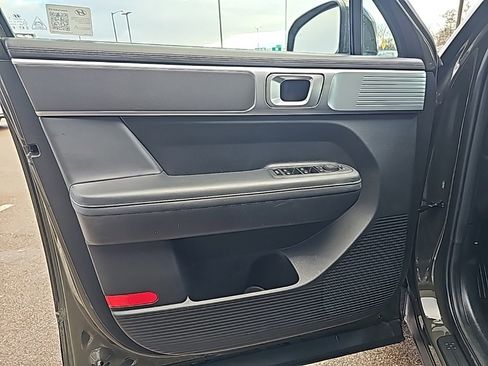 Certified 2025 Hyundai Santa Fe SEL image 10