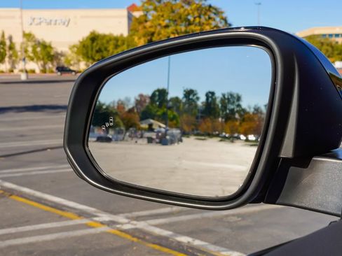 Used 2025 Subaru Solterra Touring w/ Touring Package image 20