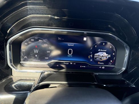 Used 2023 Chevrolet Silverado 1500 LT image 14