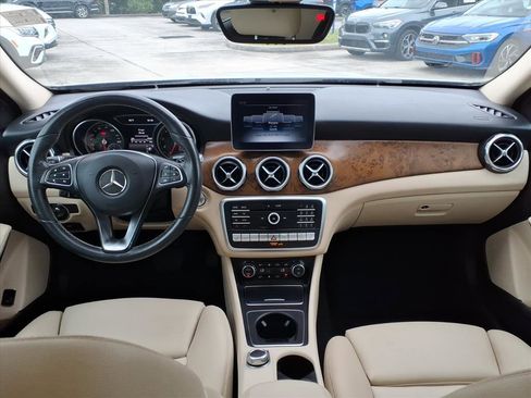 Used 2019 Mercedes-Benz GLA 250 4MATIC image 23