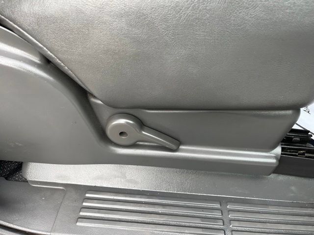 Used 2004 Chevrolet Silverado 2500 W/T RWD image 26