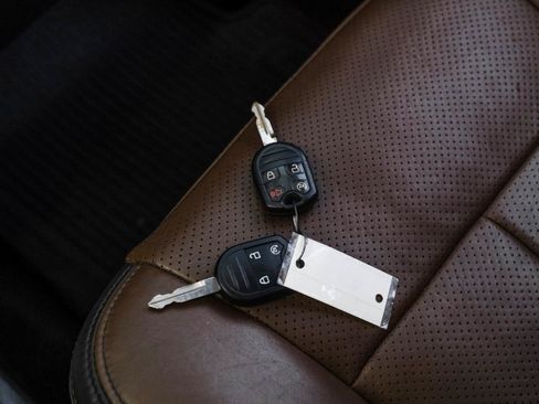 Used 2014 Ford F150 Platinum AWD/4WD image 55