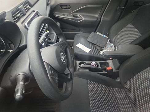 Used 2024 Nissan Versa S w/ Trunk Package image 6