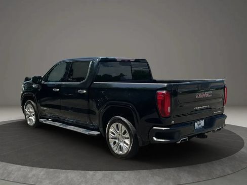 Used 2020 GMC Sierra 1500 Denali w/ Technology Package AWD/4WD image 3