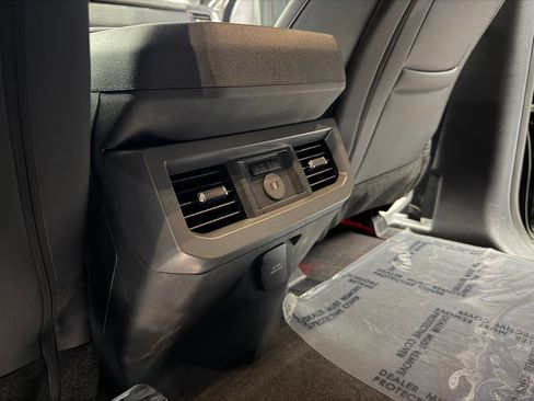 Used 2026 Ford F250 Lariat w/ Black Appearance Package AWD/4WD image 25