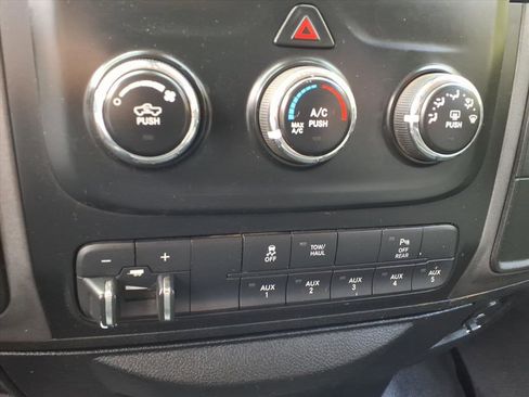 Used 2016 RAM 2500 Tradesman image 25