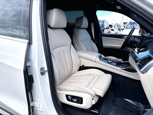 Used 2023 BMW X7 xDrive40i w/ Executive Package AWD/4WD image 33