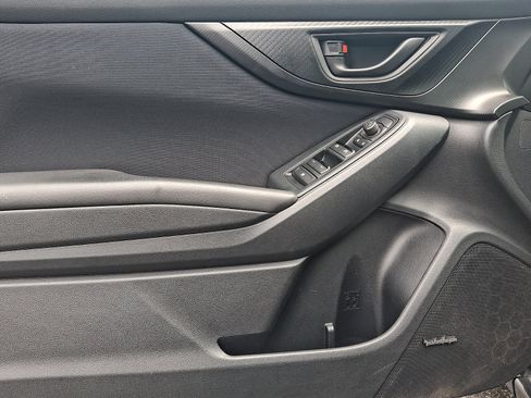 Used 2018 Subaru Impreza 2.0i AWD/4WD image 12