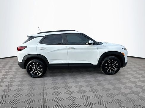 Used 2024 Chevrolet TrailBlazer ACTIV w/ Convenience Package image 4