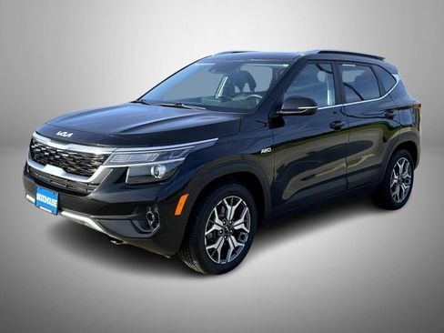 Used 2022 Kia Seltos EX AWD/4WD image 1