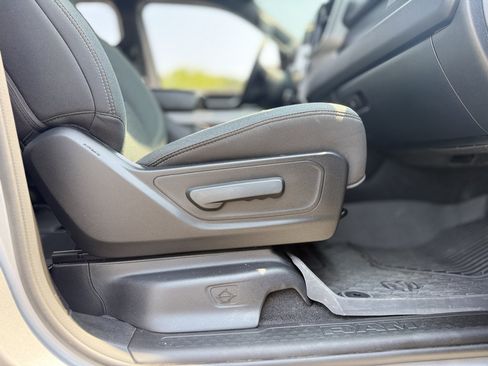 Used 2025 RAM 1500 Big Horn AWD/4WD image 27