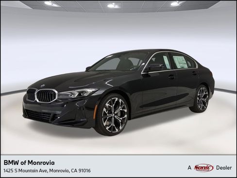 New 2026 BMW 330i Sedan w/ Convenience Package RWD image 1