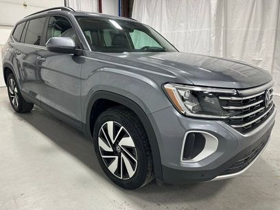 Used 2025 Volkswagen Atlas SE