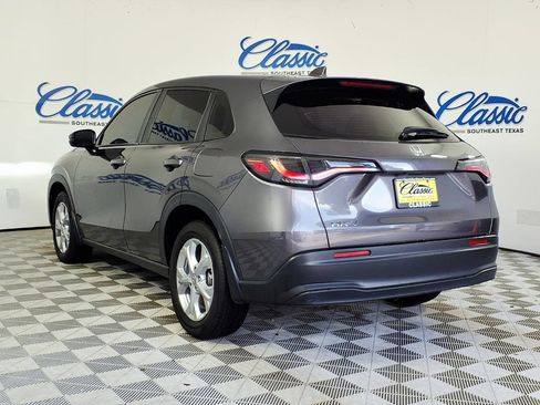 Used 2025 Honda HR-V LX image 2