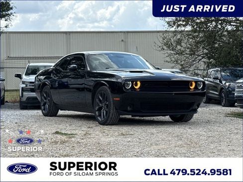 Used 2023 Dodge Challenger SXT w/ Blacktop Package RWD image 1