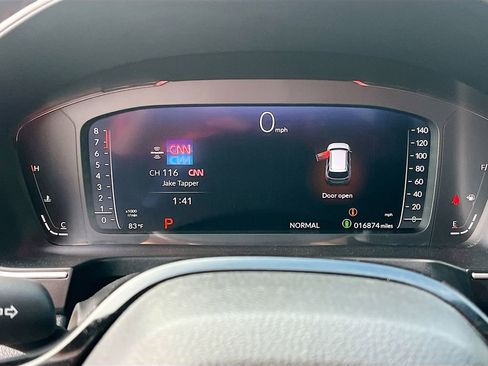 Used 2023 Honda Pilot Elite image 12