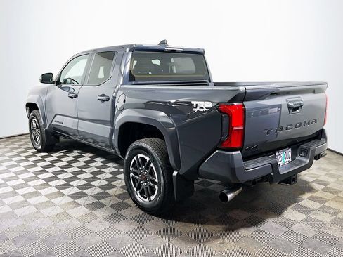 Certified 2025 Toyota Tacoma TRD Sport AWD/4WD image 5