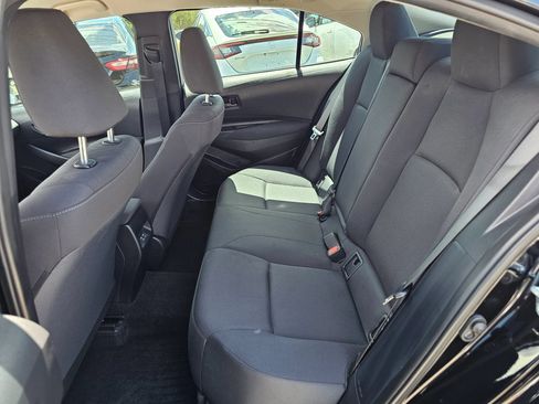 Used 2023 Toyota Corolla LE FWD image 5