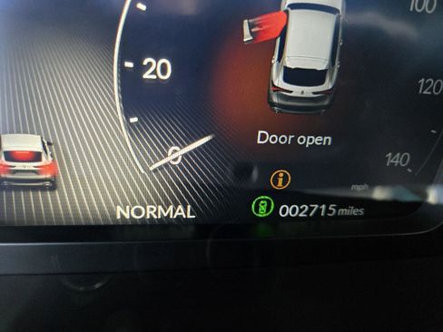 Certified 2025 Acura ADX FWD image 29