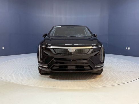Certified 2025 Cadillac Optiq Luxury 1 image 6