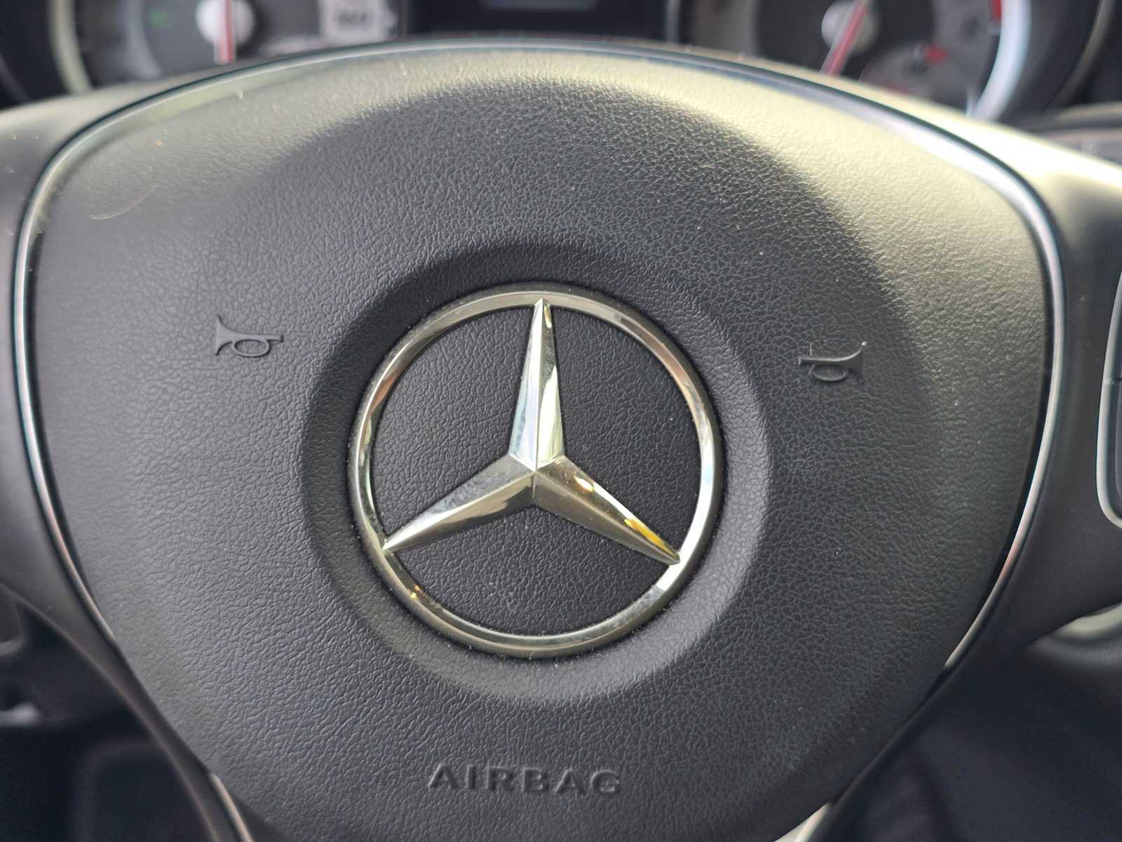 Used 2016 Mercedes-Benz GLA 250 4MATIC image 24
