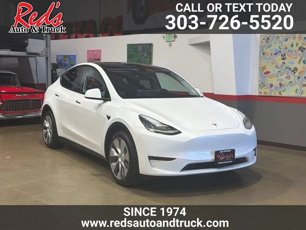 Used 2020 Tesla Model Y Long Range AWD/4WD image 1