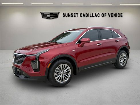 Certified 2024 Cadillac XT4 Premium Luxury FWD image 7