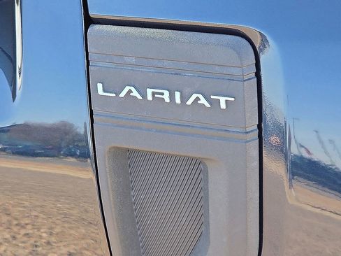 Used 2022 Ford Maverick Lariat w/ Equipment Group 500A Standard image 12