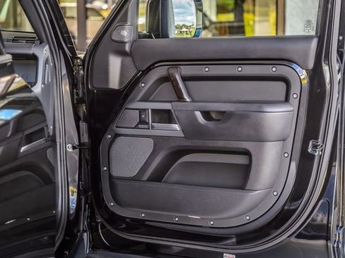 Used 2020 Land Rover Defender 110 X AWD/4WD image 61