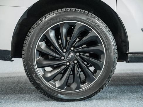 Used 2021 Lincoln Navigator L Black Label w/ Special Edition Package image 19