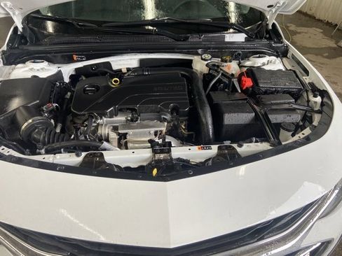 Used 2024 Chevrolet Malibu LT image 10