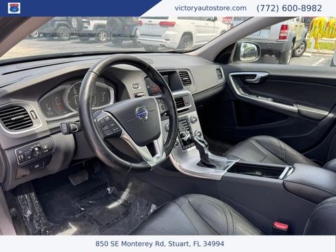 Used 2018 Volvo S60 T5 Dynamic w/ Vision Package FWD image 3
