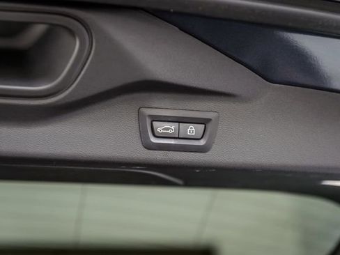 Used 2020 BMW X7 xDrive40i w/ M Sport Package image 12