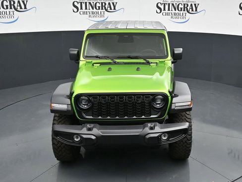 Used 2026 Jeep Wrangler Sport AWD/4WD image 19