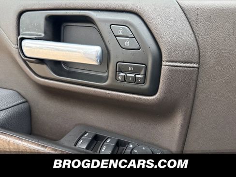 Used 2021 GMC Sierra 1500 Denali w/ Denali Ultimate Package AWD/4WD image 8