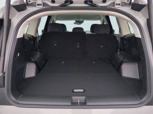 New 2026 Hyundai Ioniq 9 SE image 14