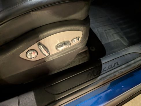 Used 2017 Porsche Macan image 28