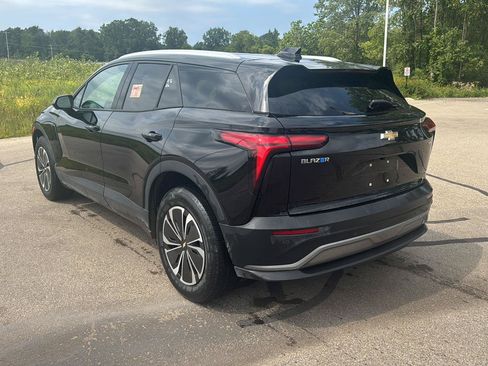 Used 2024 Chevrolet Blazer EV LT AWD/4WD image 3