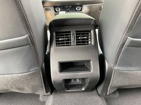 New 2026 Mitsubishi Outlander AWD image 28